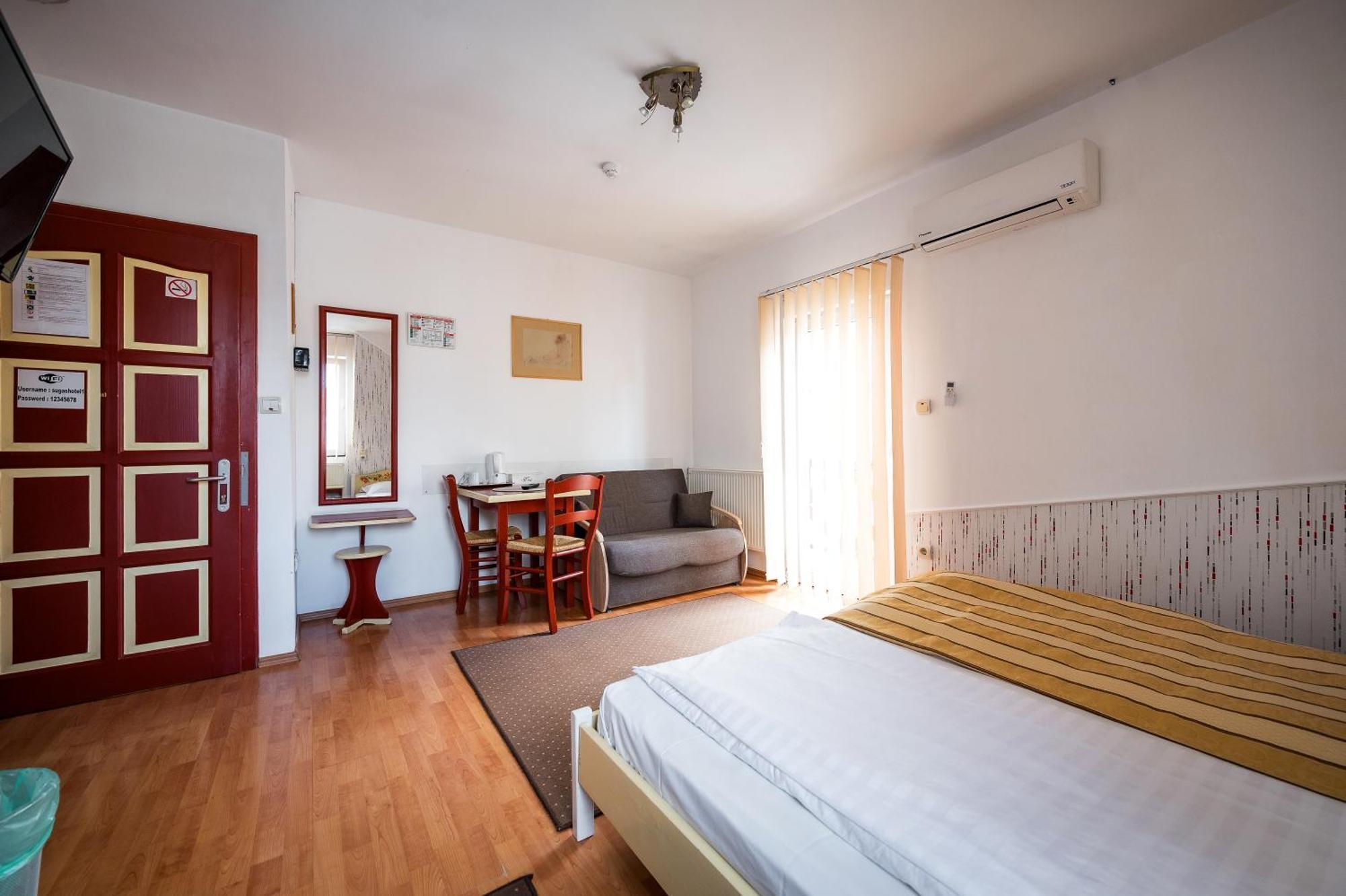 Hotel Sugas Sfântu-Gheorghe Esterno foto