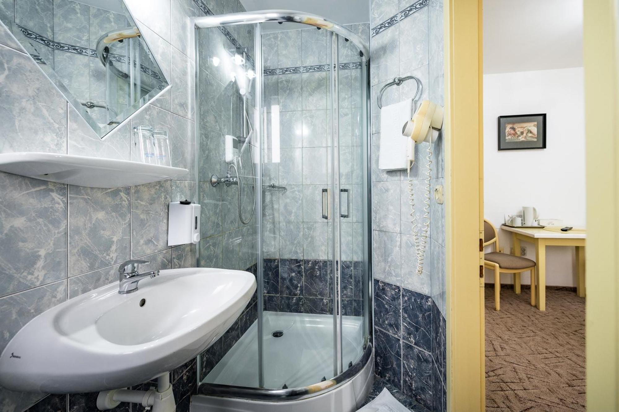 Hotel Sugas Sfântu-Gheorghe Esterno foto